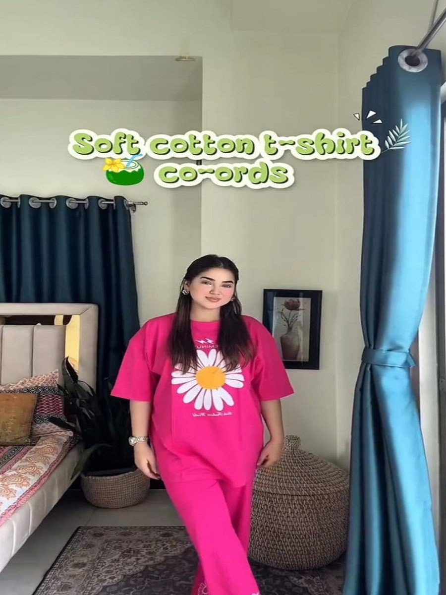 প্রিমিয়াম ও আরামদায়ক সফট কটন টি-শার্ট ও প্যান্ট।