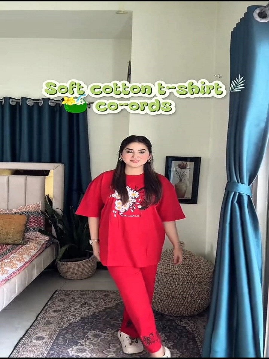 প্রিমিয়াম ও আরামদায়ক সফট কটন টি-শার্ট ও প্যান্ট।