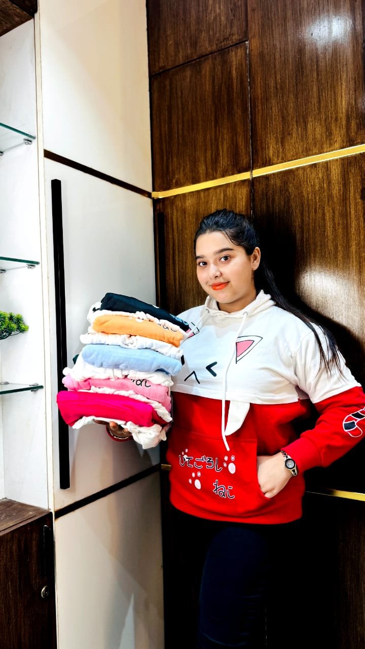 ? সুন্দরীরা, আপনাদের জন্য নিয়ে আসলাম নিউ ডিজাইন আর নিউ কালারের সুপার স্টাইলিশ হুডি কালেকশন! ?